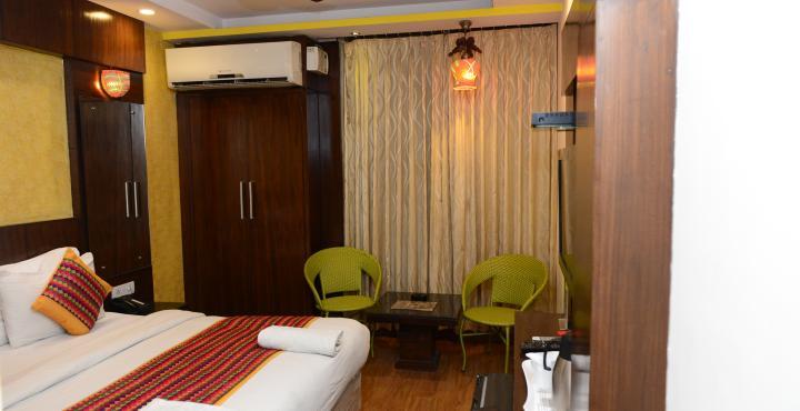 Hotel Shelton New Delhi Exterior photo